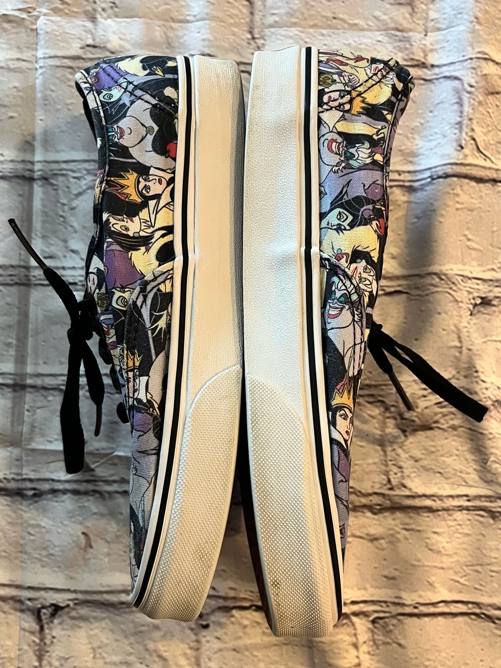 Disney Villains Vans - Picture 4 of 7
